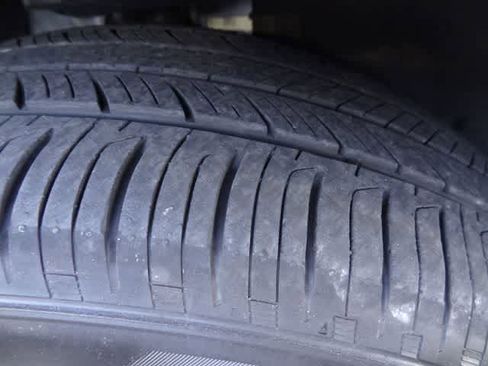 Used 2024 Honda HR-V Sport image 17