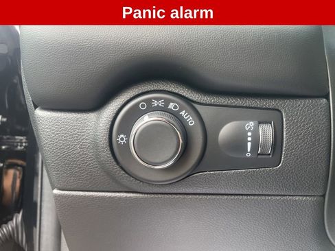 Used 2023 Dodge Durango GT image 21