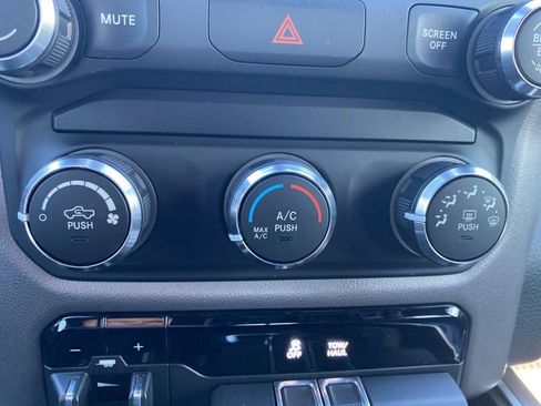 Certified 2019 RAM 1500 Big Horn AWD/4WD image 35