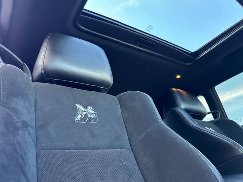Used 2022 Dodge Challenger R/T Scat Pack RWD image 16
