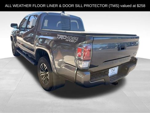 Used 2023 Toyota Tacoma TRD Sport AWD/4WD image 5