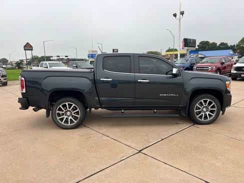 Used 2021 GMC Canyon Denali image 7