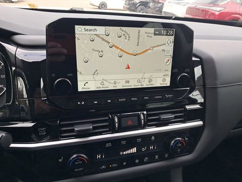 New 2025 Nissan Pathfinder SL w/ SL Premium Package image 19