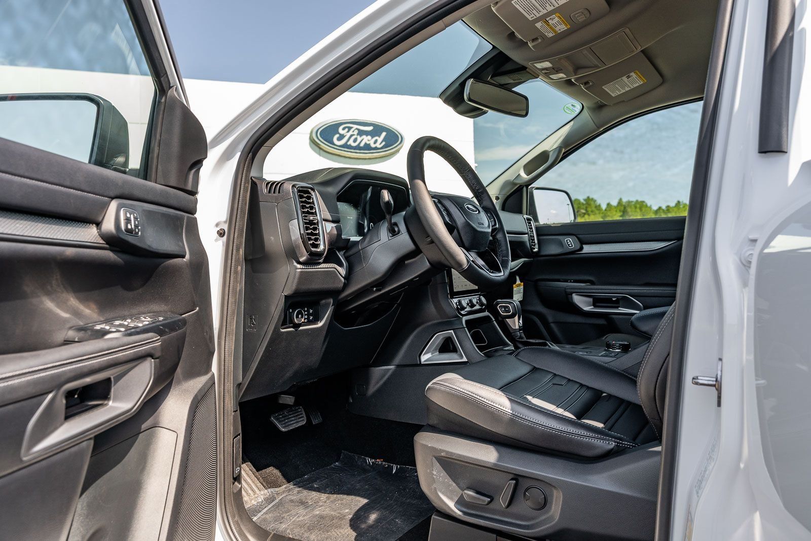 New 2026 Ford Ranger Lariat w/ Chrome Accent Package AWD/4WD image 13