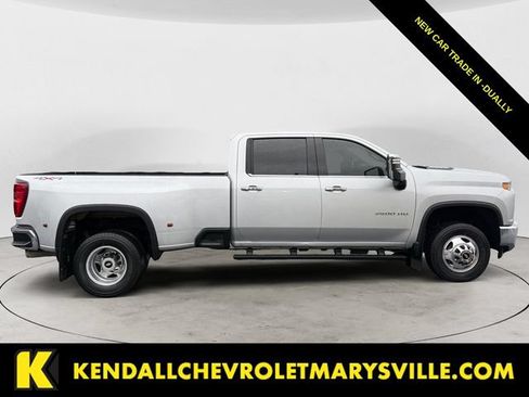 Used 2020 Chevrolet Silverado 3500 LTZ AWD/4WD image 6