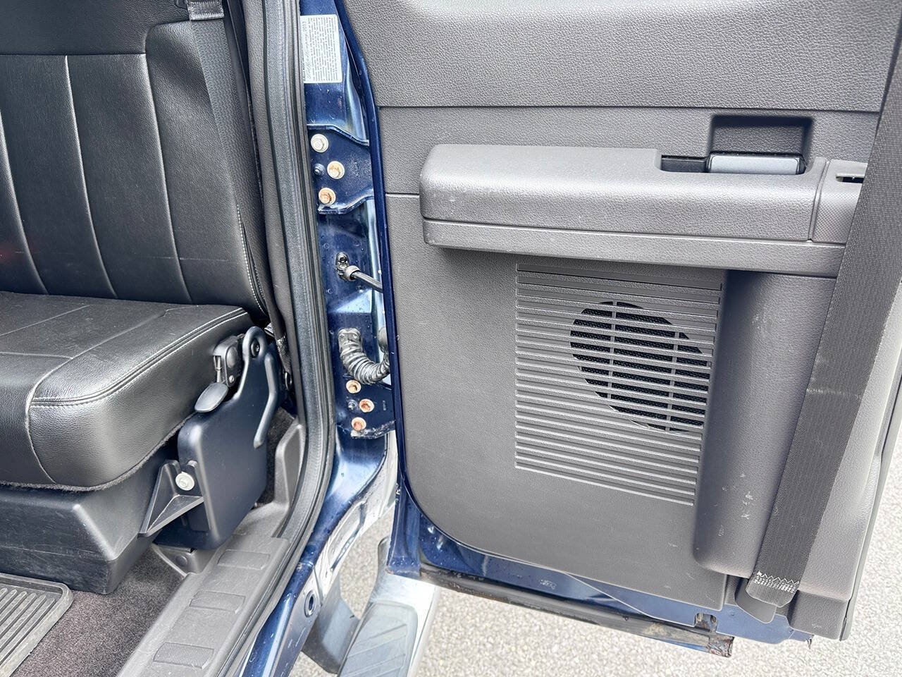 Used 2014 Ford F350 Lariat AWD/4WD image 4