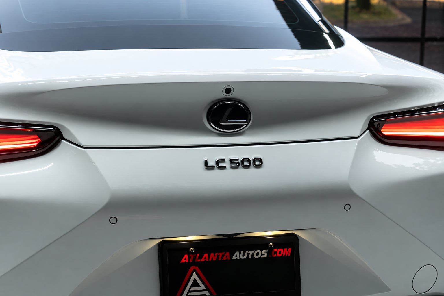 Used 2018 Lexus LC 500 Coupe w/ Touring Package RWD image 18
