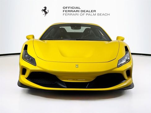 Certified 2021 Ferrari F8 Tributo image 2