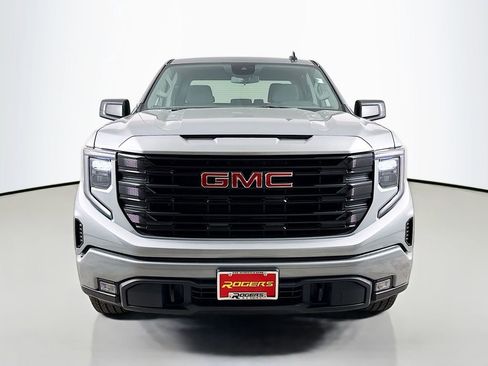 New 2026 GMC Sierra 1500 Elevation image 2