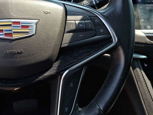 Certified 2023 Cadillac XT5 Premium Luxury AWD/4WD image 23