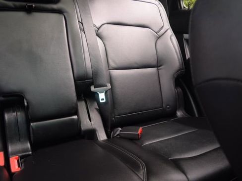 Used 2016 Ford Explorer Limited FWD image 17