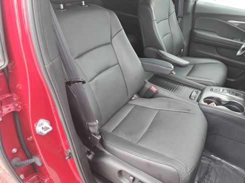 Used 2023 Honda Passport EX-L image 10