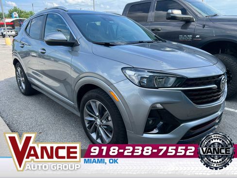 Used 2023 Buick Encore GX Select w/ Experience Buick Package FWD image 2