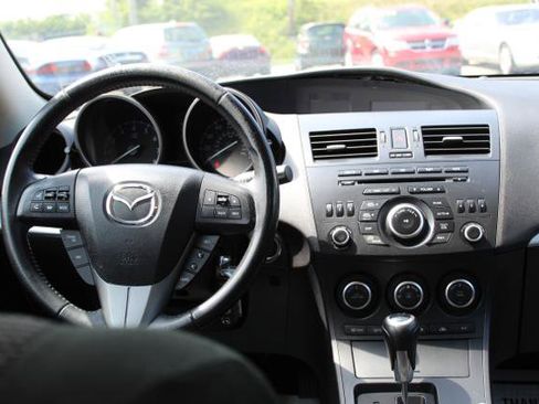 Used 2013 MAZDA MAZDA3 i Touring FWD image 15