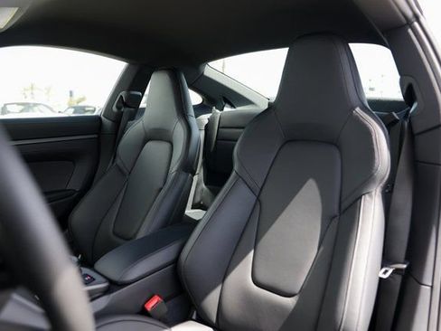 Certified 2025 Porsche 911 Carrera image 5
