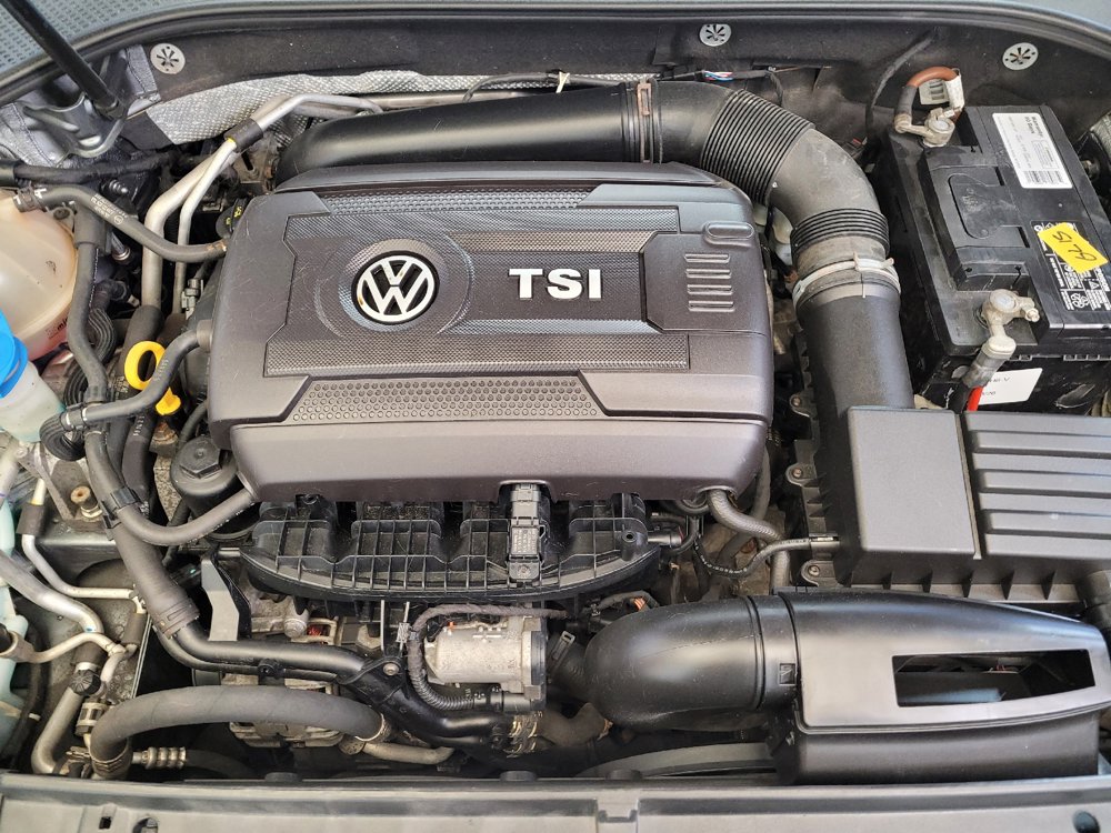Used 2014 Volkswagen Passat 1.8T SE FWD image 30