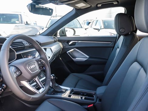 New 2025 Audi Q3 2.0T Premium image 24