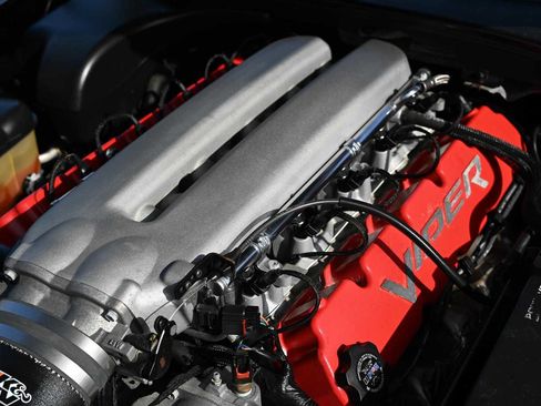 Used 2004 Dodge Viper SRT-10 RWD image 18