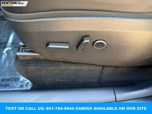 Used 2022 Tesla Model Y Long Range image 29