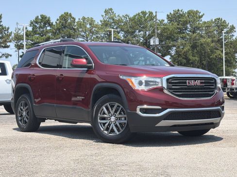 Used 2017 GMC Acadia SLT FWD image 2