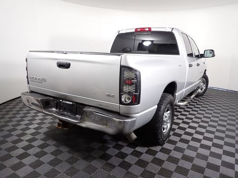 Used 2004 Dodge Ram 3500 Truck SLT w/ Trailer Tow Group RWD image 12