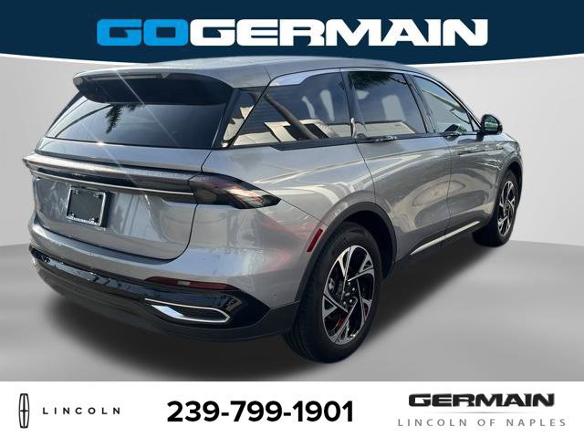 Used 2024 Lincoln Nautilus Premier AWD/4WD image 7