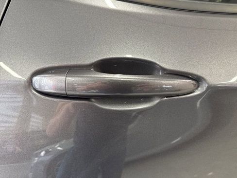 Used 2022 Jeep Compass Altitude w/ Sun and Sound Group image 19