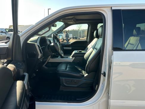 Used 2020 Ford F150 Lariat w/ Equipment Group 502A Luxury image 10