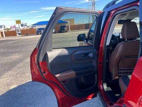 Used 2022 Ford Bronco Sport Outer Banks AWD/4WD image 13