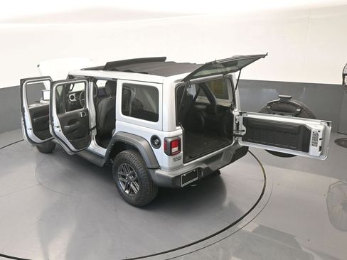 Used 2024 Jeep Wrangler Sport S AWD/4WD image 62