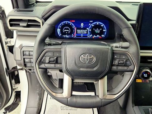 Used 2024 Toyota Tacoma TRD Off-Road w/ TRD Off Road Premium Package image 14