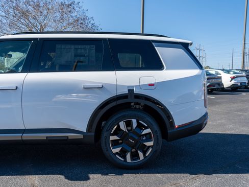 New 2027 Kia Telluride S image 5