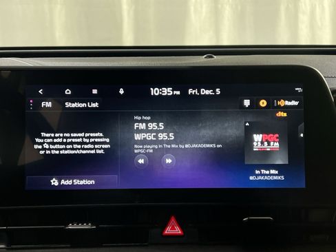 Used 2023 Kia Sportage EX image 18