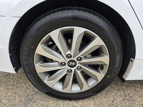 Used 2016 Hyundai Sonata Sport w/ Option Group 03 FWD image 36