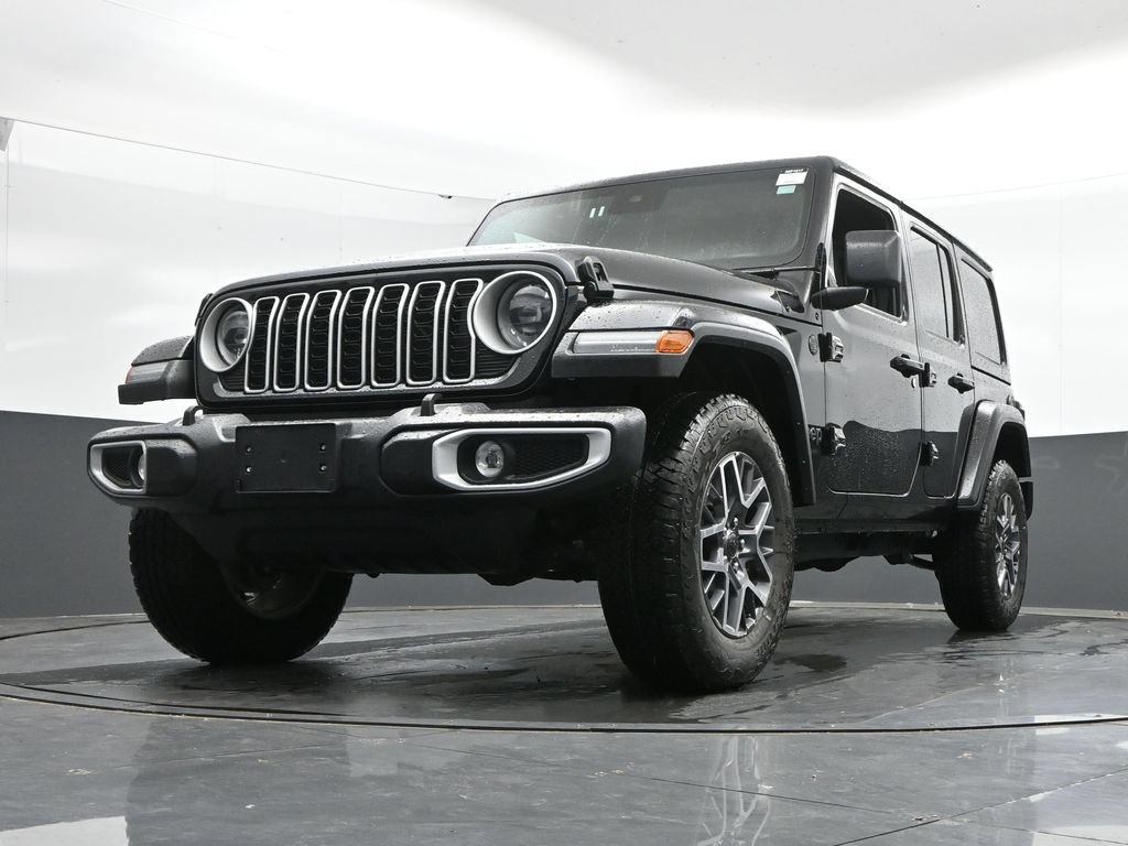 Used 2025 Jeep Wrangler Unlimited Sahara AWD/4WD image 45