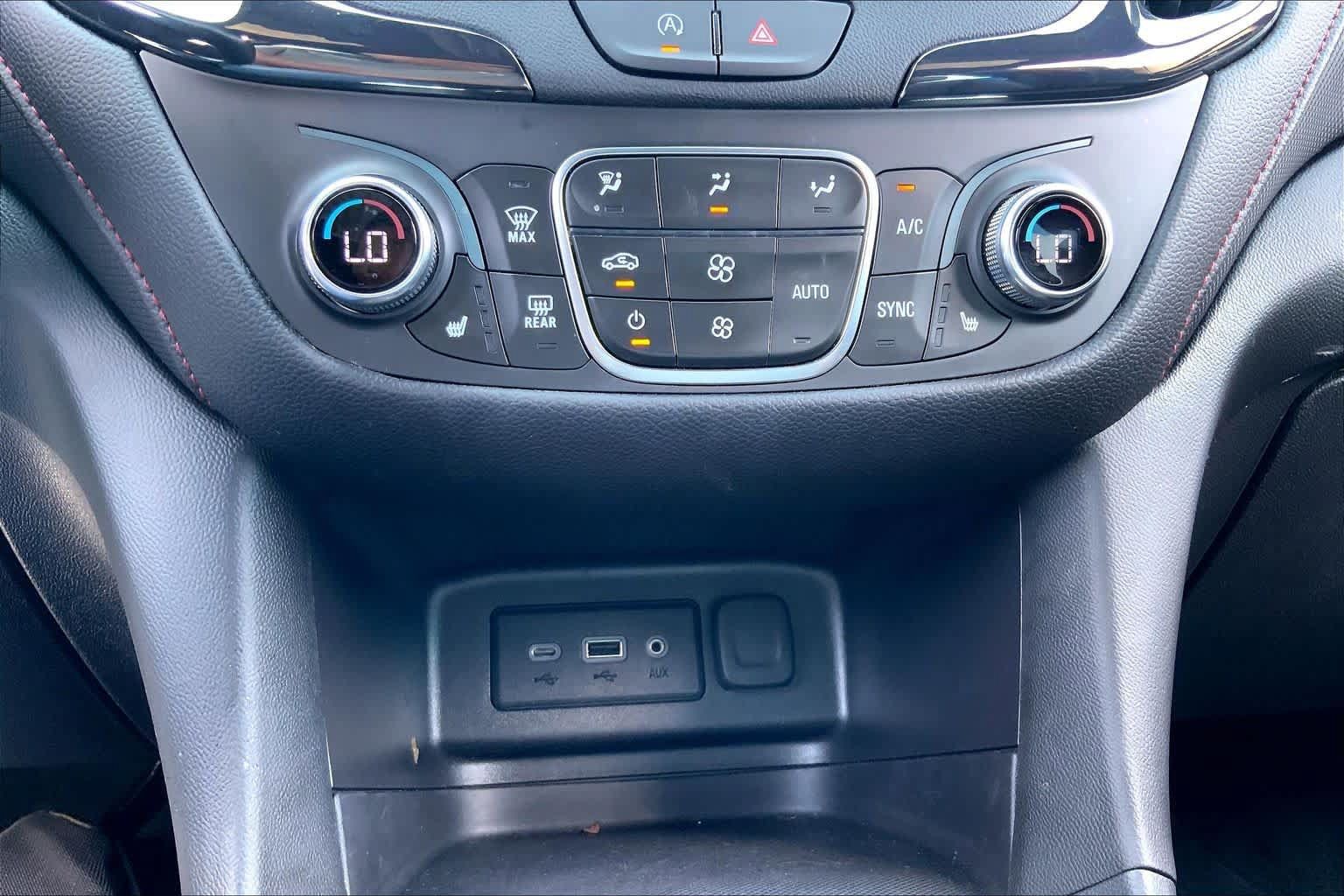 Used 2024 Chevrolet Equinox RS AWD/4WD image 32