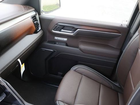 New 2026 GMC Sierra 1500 Denali AWD/4WD image 18