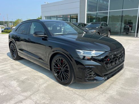 New 2026 Audi SQ8 Prestige AWD/4WD image 3
