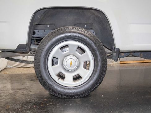 Used 2022 Chevrolet Colorado W/T w/ WT Convenience Package AWD/4WD image 8
