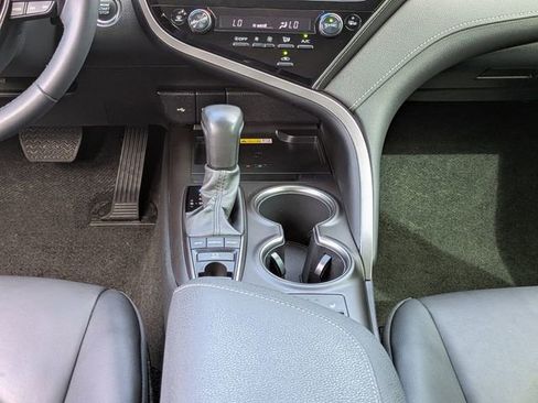 Used 2023 Toyota Camry XSE FWD image 18