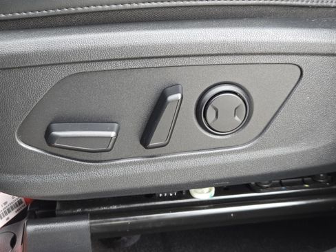 Used 2023 Kia Sorento EX FWD image 26