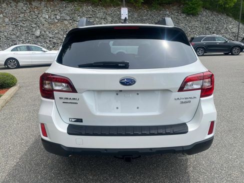 Used 2017 Subaru Outback 3.6R Limited AWD/4WD image 35