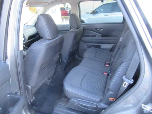 Used 2022 Nissan Pathfinder S w/ Cargo Package image 38