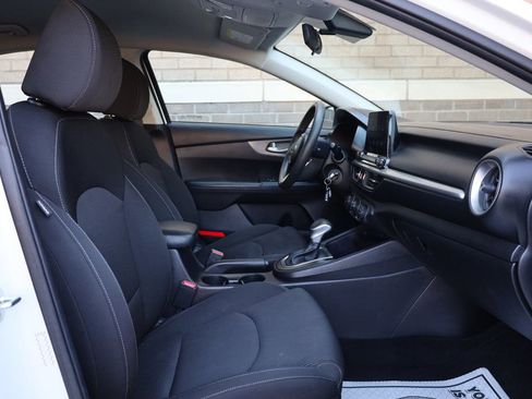 Used 2021 Kia Forte LXS image 23