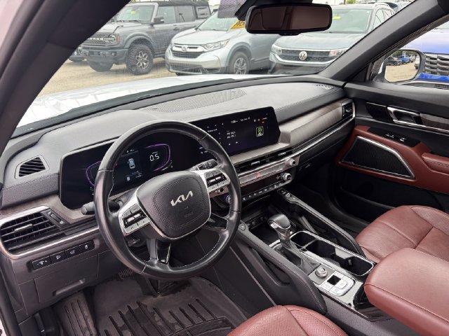 Certified 2024 Kia Telluride EX FWD image 2