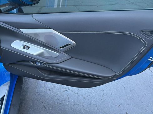 Used 2024 Chevrolet Corvette Stingray Preferred Cpe w/ Z51 Performance Package image 11