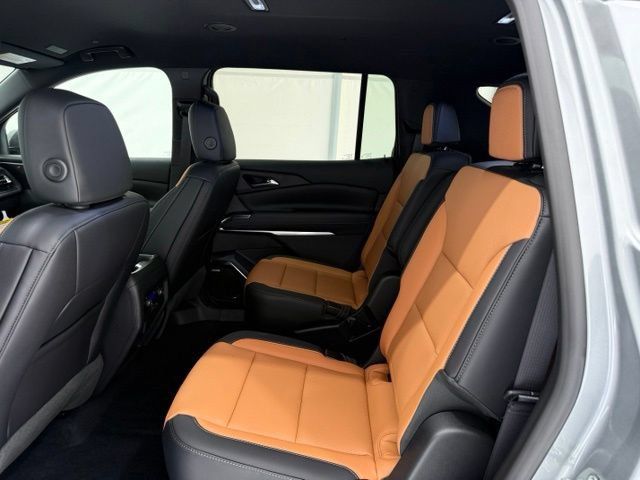 New 2027 Chevrolet Traverse Z71 w/ Enhanced Driving Package AWD/4WD image 18