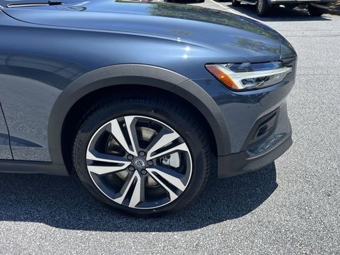 New 2026 Volvo V60 B5 Cross Country Plus w/ Protection Package Premier image 12