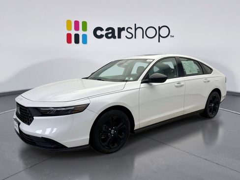 Used 2025 Honda Accord SE image 1