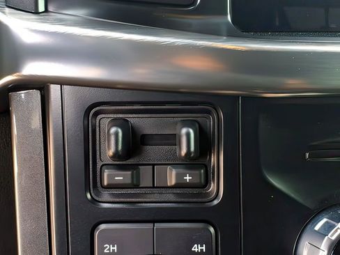 Used 2023 Ford F150 Lariat w/ Equipment Group 502A High image 16